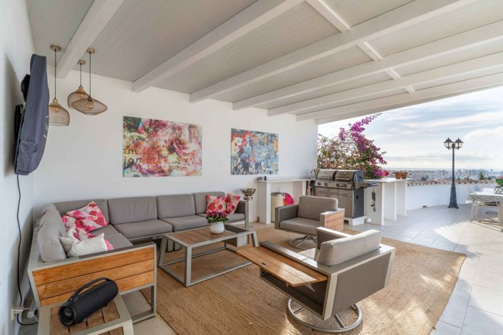 Image No.17-4 Bed Villa for sale