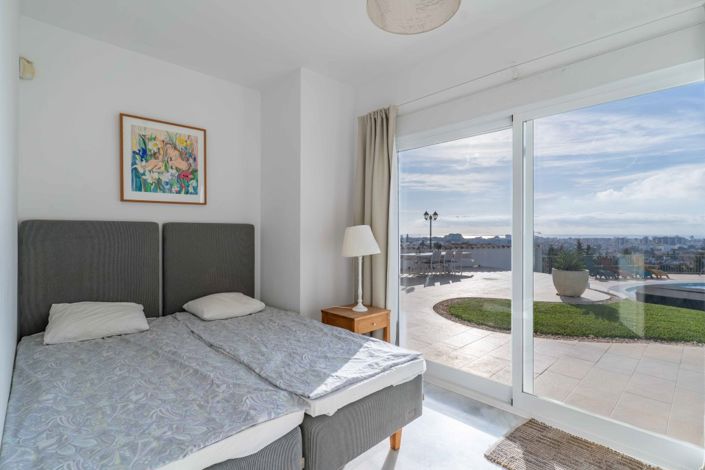 Image No.27-4 Bed Villa for sale