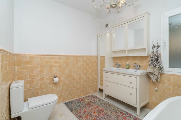 Image No.30-4 Bed Villa for sale