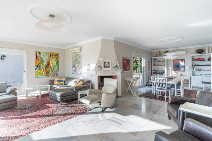 Image No.37-4 Bed Villa for sale