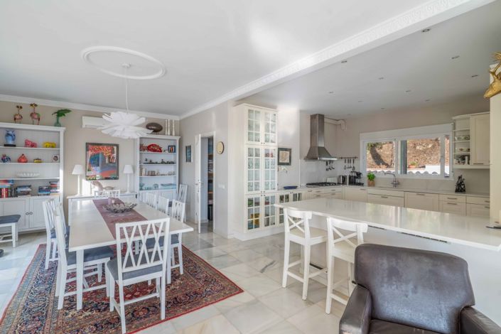 Image No.39-4 Bed Villa for sale