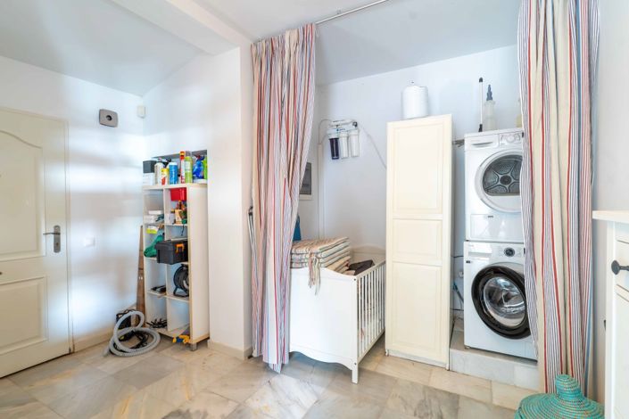 Image No.46-4 Bed Villa for sale