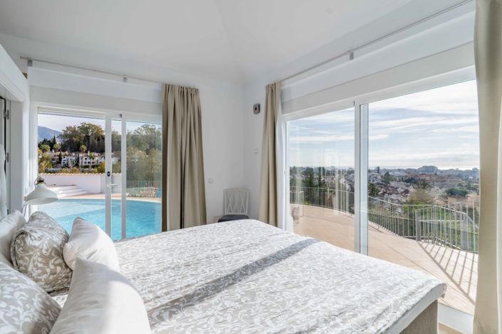 Image No.53-4 Bed Villa for sale