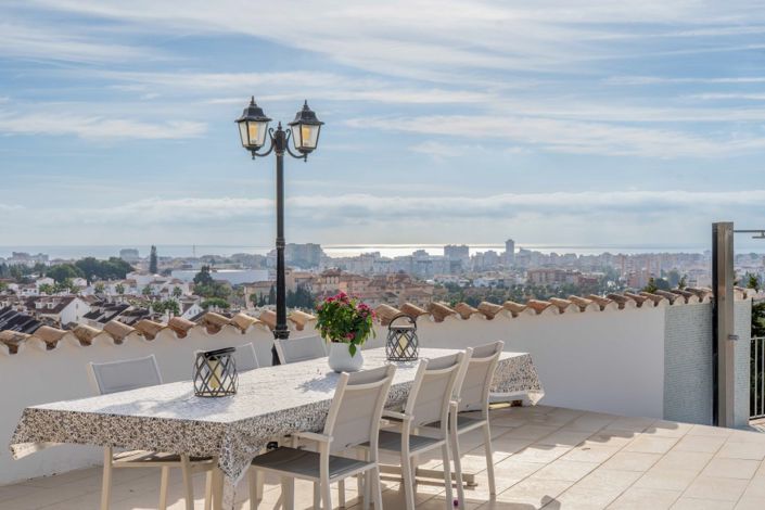 Image No.55-4 Bed Villa for sale