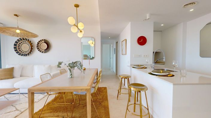 Image No.7-2 Bed Property for sale