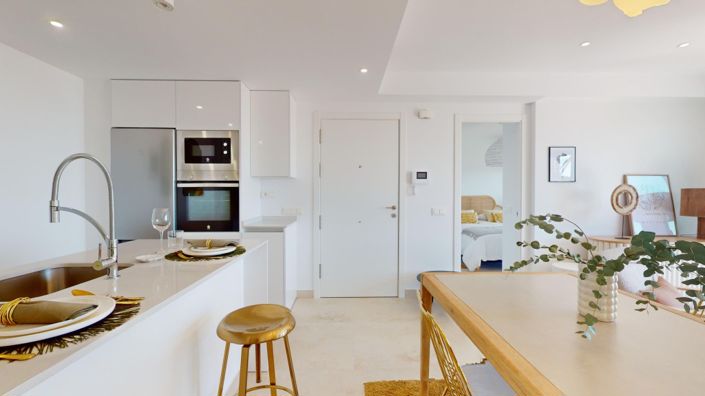 Image No.14-2 Bed Property for sale