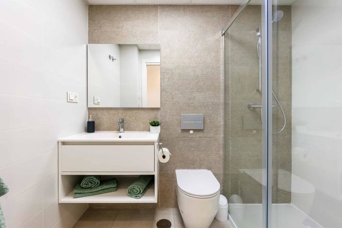 Image No.16-2 Bed Property for sale