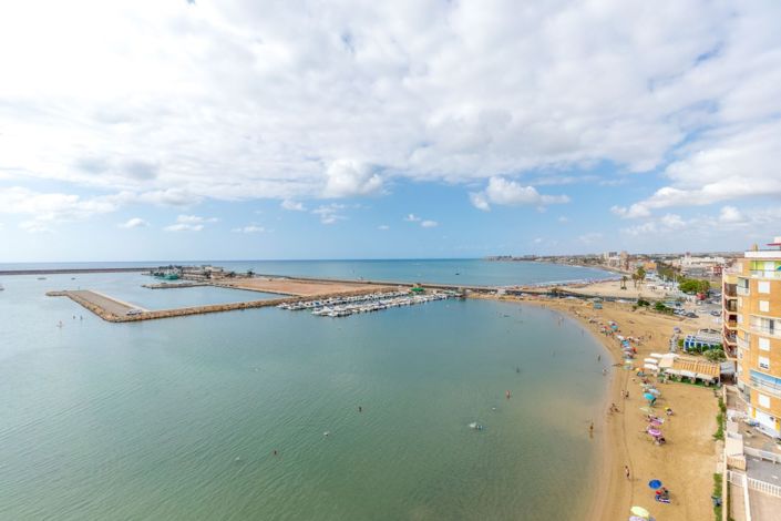 Image No.24-3 Bed Apartment for sale