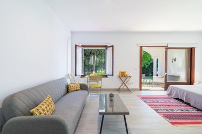 bzpaap117792939481024v0e36b