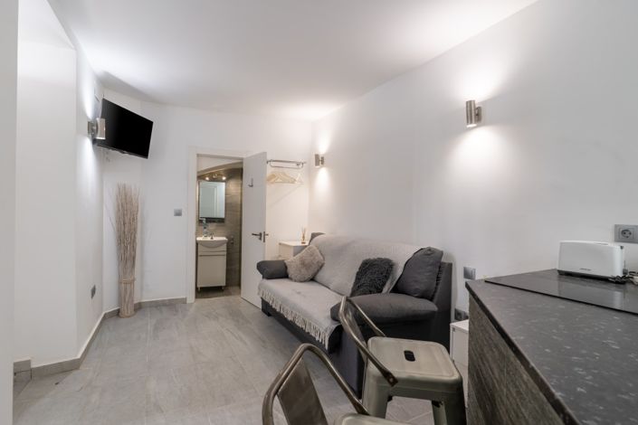 Image No.6-2 Bed Property for sale