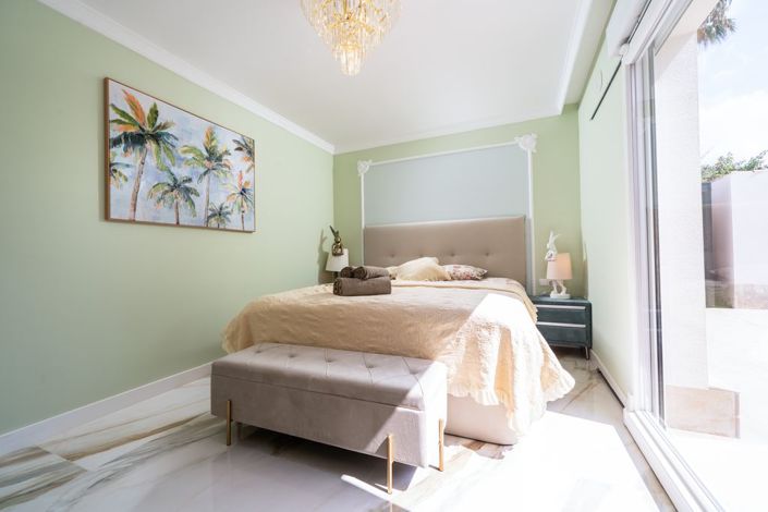 Image No.24-4 Bed Villa for sale