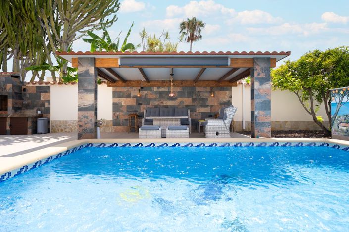 Image No.4-4 Bed Villa for sale