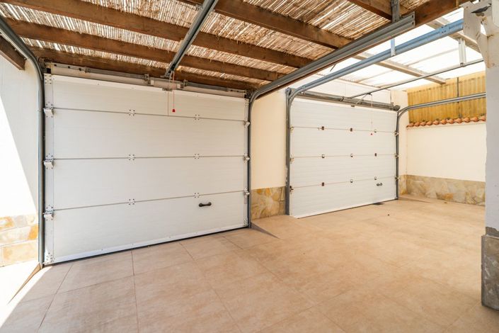 Image No.40-4 Bed Villa for sale