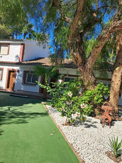 Image No.40-5 Bed Villa for sale