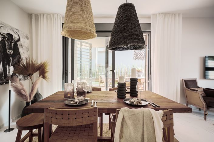 Image No.14-2 Bed Property for sale