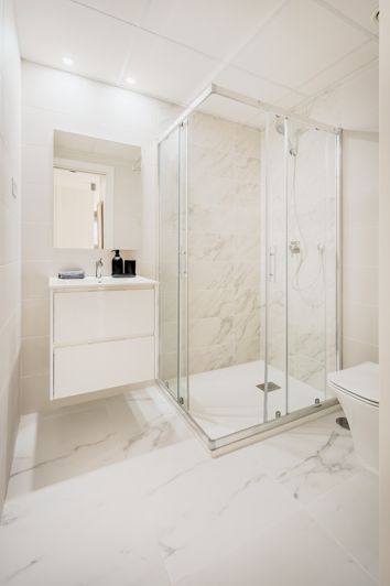 Image No.5-2 Bed Property for sale