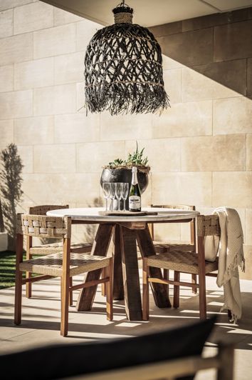 Image No.9-2 Bed Property for sale