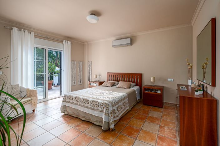 Image No.18-5 Bed Villa for sale