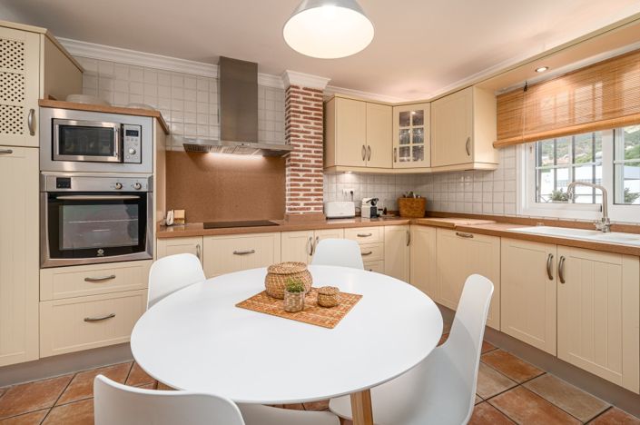 Image No.30-5 Bed Villa for sale