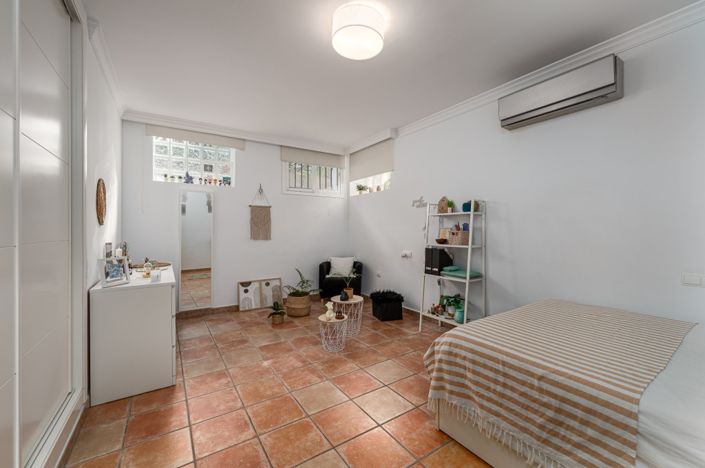 Image No.35-5 Bed Villa for sale