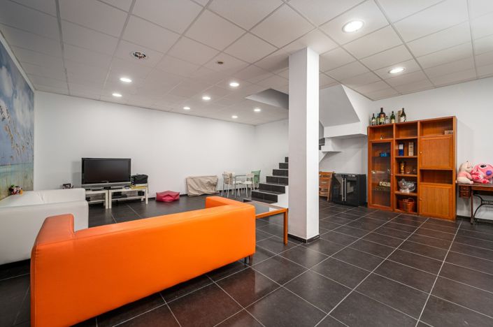 Image No.40-5 Bed Villa for sale