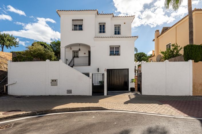 Image No.41-5 Bed Villa for sale