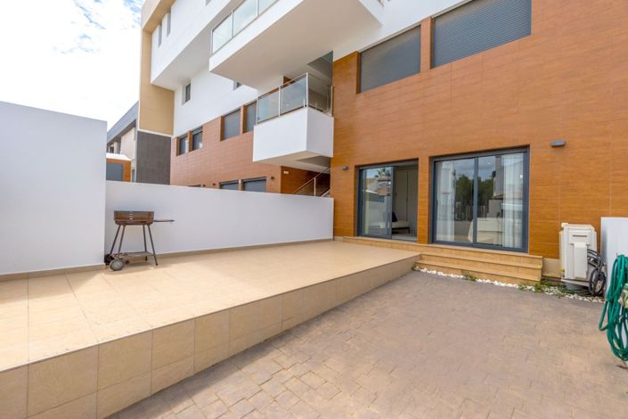 Image No.29-2 Bed Property for sale