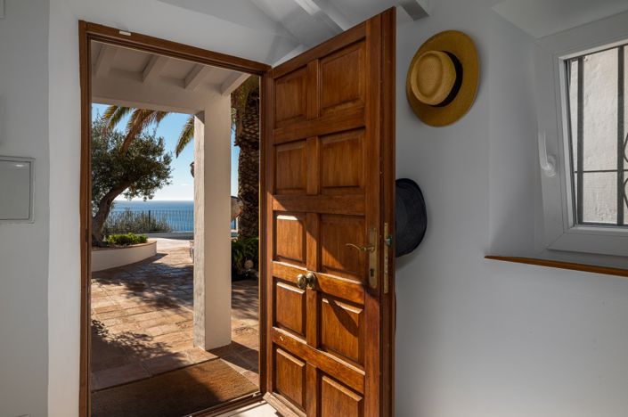 Image No.11-3 Bed Villa for sale