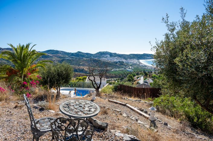 Image No.24-3 Bed Villa for sale