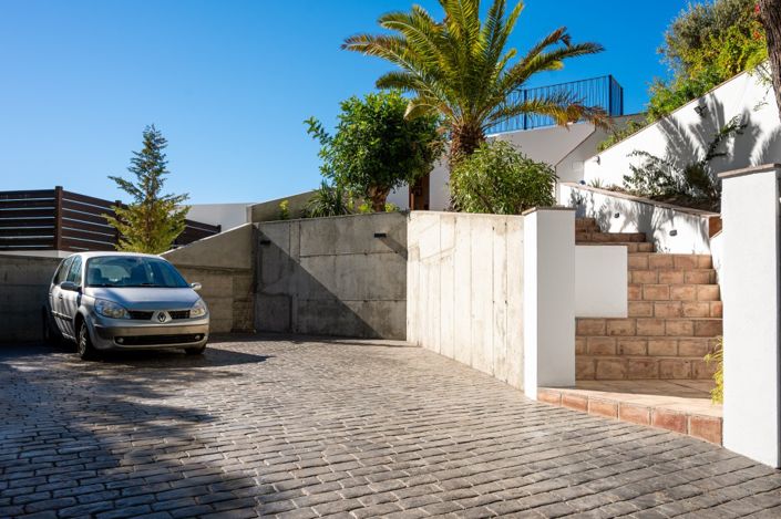 Image No.26-3 Bed Villa for sale