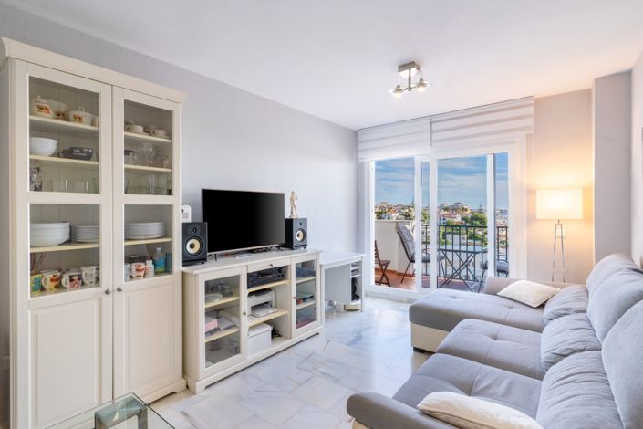 Image No.11-2 Bed Property for sale