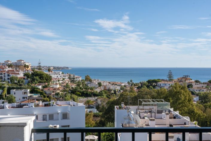 Image No.7-2 Bed Property for sale