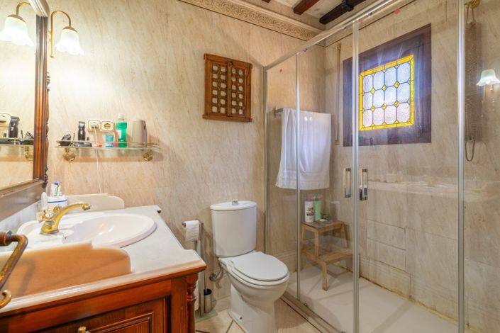 Image No.24-7 Bed Villa for sale