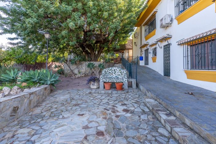 Image No.54-7 Bed Villa for sale