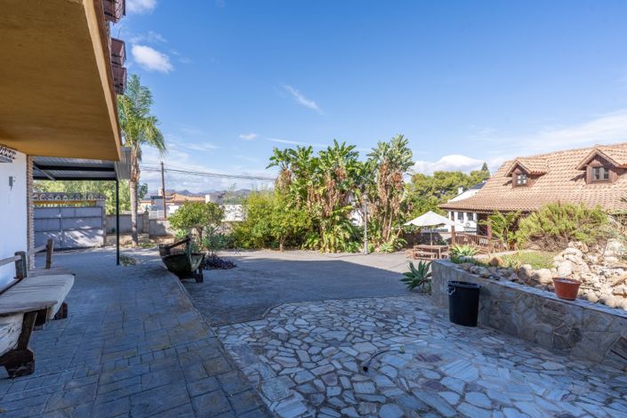 Image No.6-7 Bed Villa for sale