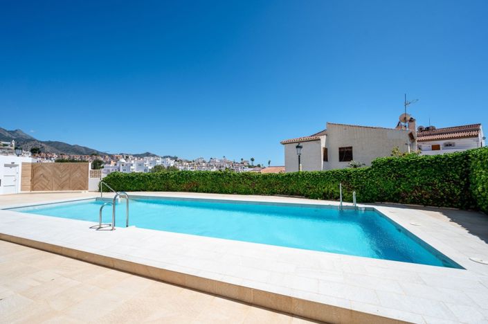 Image No.12-2 Bed Apartment for sale