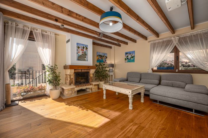 Image No.9-4 Bed Villa for sale