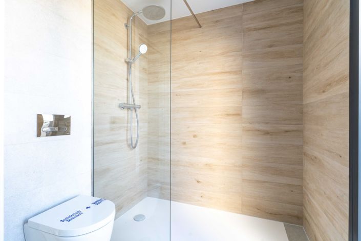 Image No.19-3 Bed Property for sale