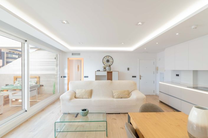 Image No.29-3 Bed Property for sale