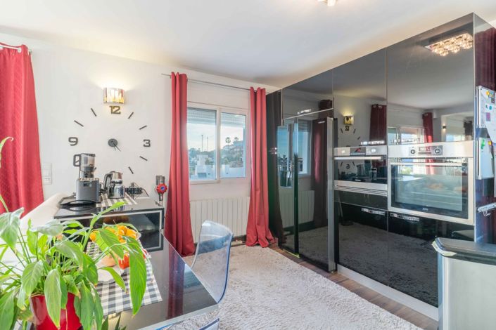 Image No.18-2 Bed Villa for sale