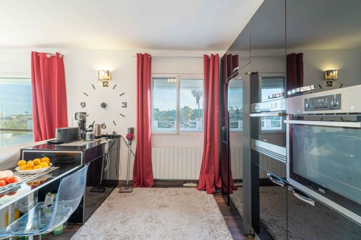 Image No.19-2 Bed Villa for sale