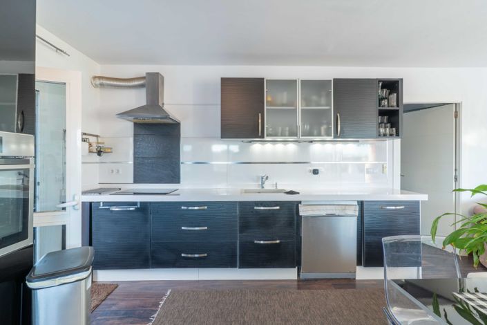 Image No.20-2 Bed Villa for sale