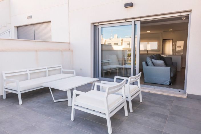 Image No.22-2 Bed Property for sale