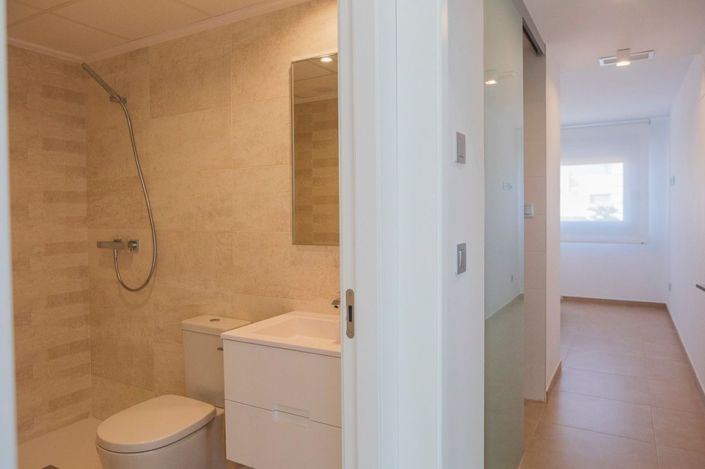 Image No.24-2 Bed Property for sale