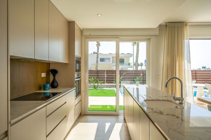 Image No.19-Villa de 4 chambres à vendre à Alicante City