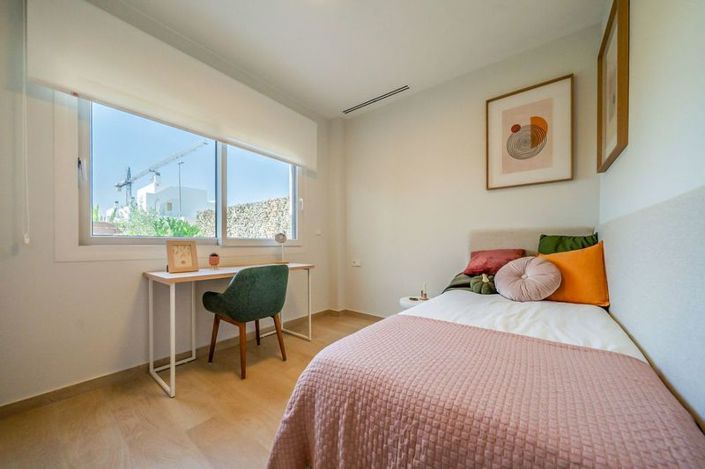 Image No.21-Villa de 4 chambres à vendre à Alicante City