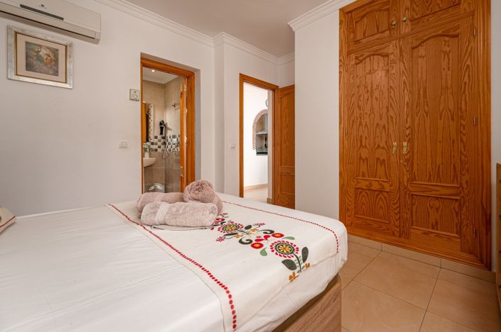 Image No.14-2 Bed Apartment for sale