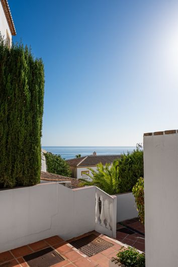 Image No.26-2 Bed Apartment for sale