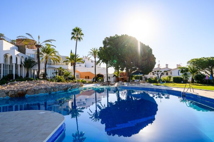 Image No.25-2 Bed Apartment for sale