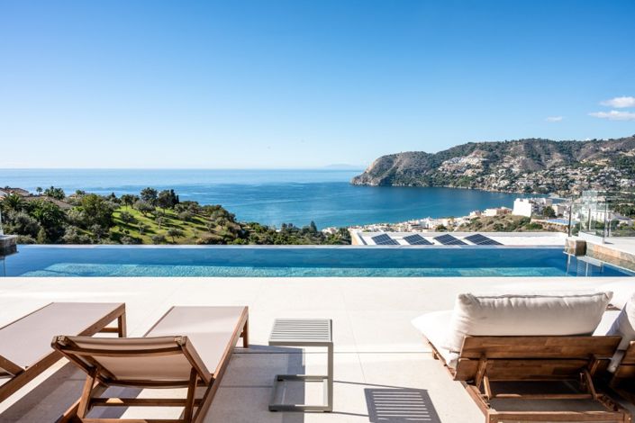 Image No.14-Villa de 4 chambres à vendre à Almuñécar